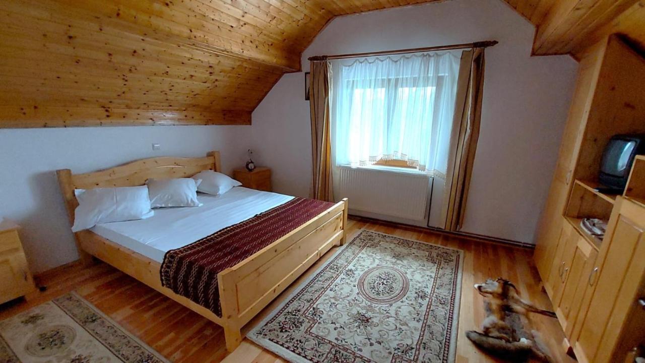 Casa Darius Villa Novaci-Străini Kültér fotó