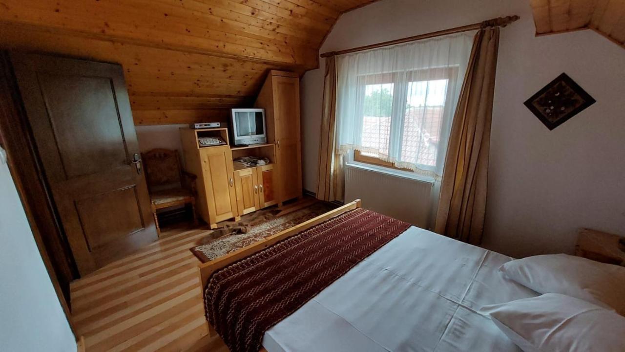 Casa Darius Villa Novaci-Străini Kültér fotó